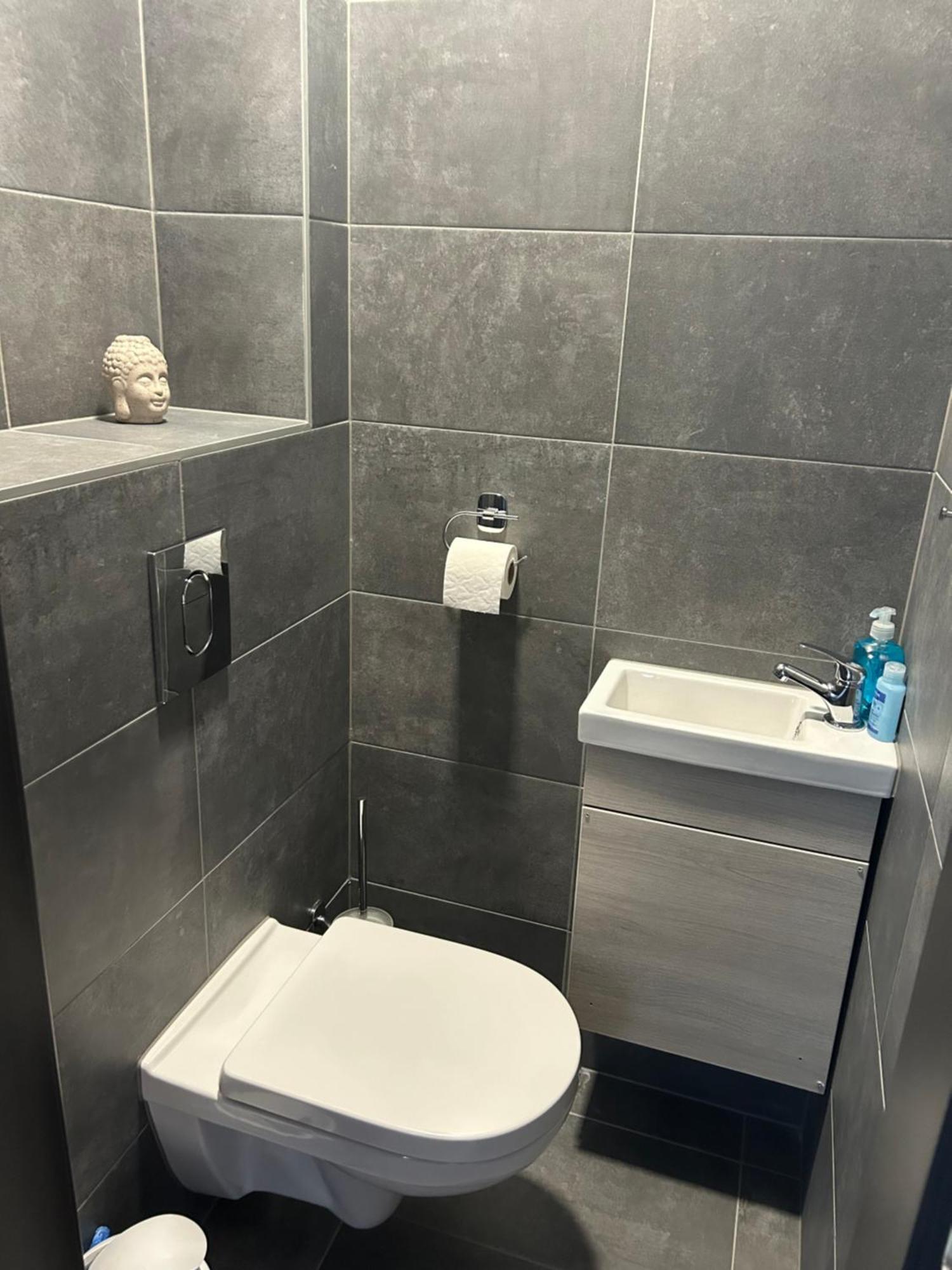 Swiss Star Apartment Mosonmagyaróvár Eksteriør bilde